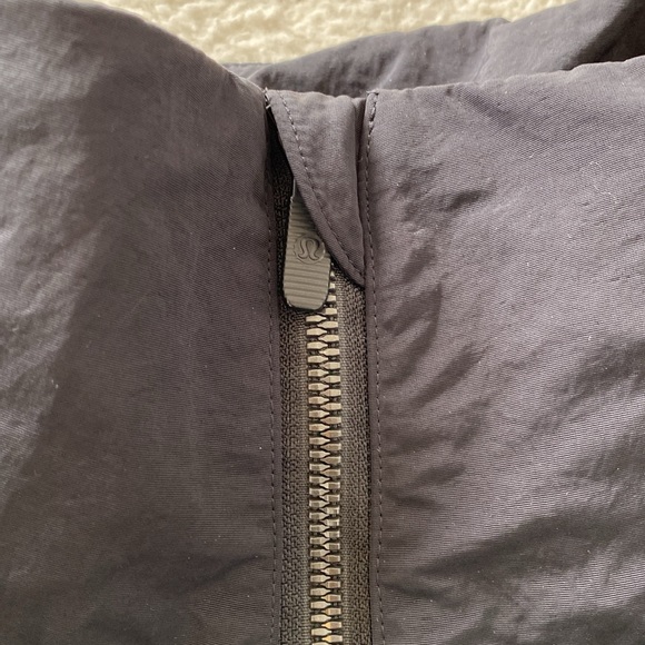 โค๏ธ Lululemon Always Effortless Jacket Size 6 Black - Picture 5 of 16